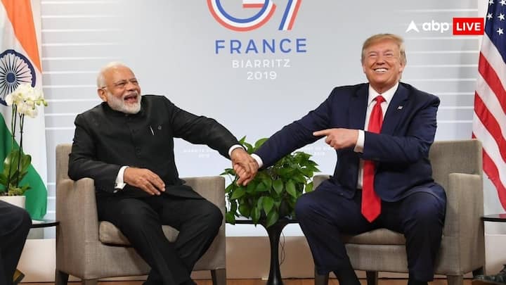 Donald Trump Win: पीएम मोदी मोदी ने ट्रंप की ऐतिहासिक चुनावी जीत पर सोशल मीडिया प्लेटफॉर्म एक्स पर बधाई दी. उन्होंने कहा हम भारत-अमेरिका रणनीतिक साझेदारी को और मजबूत करने के लिए मिलकर काम करें.