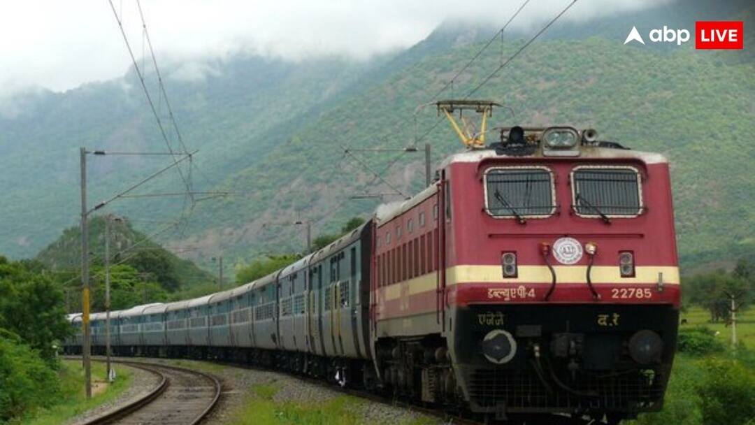 Train Cancelled: रेलवे ने अगले कुछ दिनों के लिए कैंसिल कीं इस रूट की ट्रेनें, देखें पूरी लिस्ट indian railway cancelled trains for these routes check the list before travelling Train Cancelled: रेलवे ने अगले कुछ दिनों के लिए कैंसिल कीं इस रूट की ट्रेनें, देखें पूरी लिस्ट
