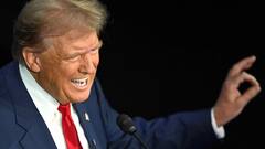 डोनाल्ड ट्रंप हैं एक नंबर के अंधविश्वासी! उनकी इन हरकतों को जानकर दंग रह जाएंगे आप