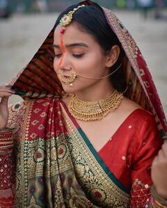 Manisha Rani Decks Up In Traditional Attire For Chhath Puja Celebrations, See All PICS