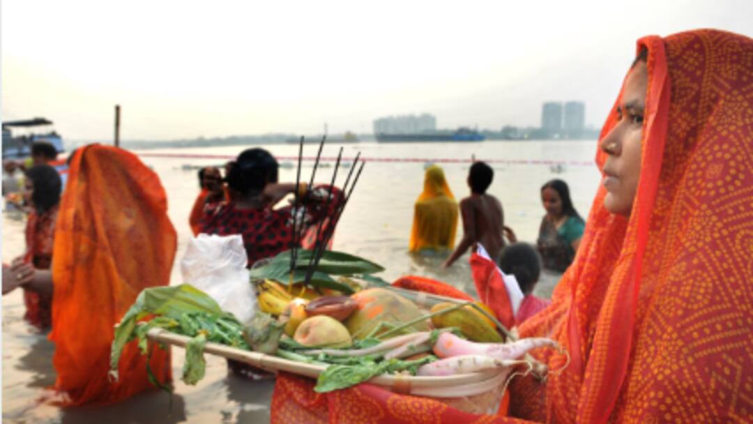 Will Rain Play Spoilsport On Chhath Puja In Delhi NCR? Check IMD's Forecast For Next 5 Days Rain warning Tamil Nadu Kerala Andhra Smog Delhi NCR Chhath Puja Check IMD's Forecast For Next 5 Days Will Rain Play Spoilsport On Chhath Puja In Delhi NCR? Check IMD's Forecast For Next 5 Days