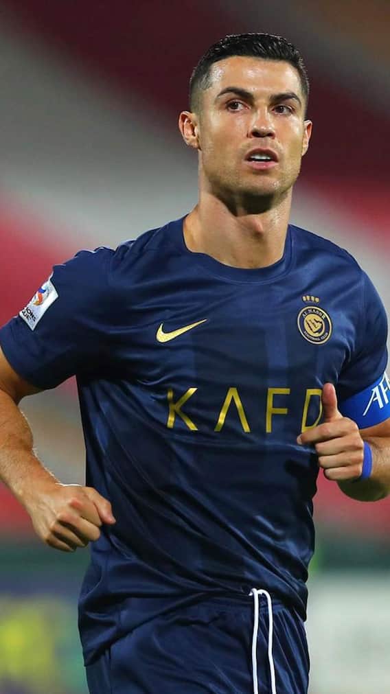 YouTube से कितना पैसा कमाते हैं Cristiano Ronaldo!