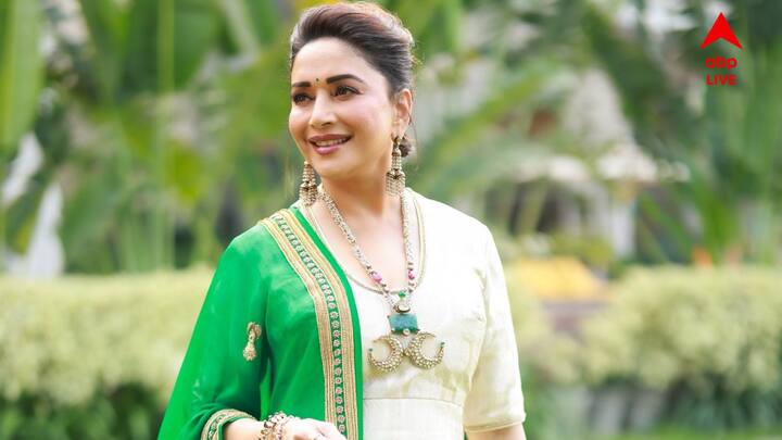 ফ্রুট জ্যুস করে নয়, মাধুরী বিশ্বাস করেন ফল কেটে খাওয়ায়। এতে শরীরে অনেক মিনারেলস যায় যা ফ্রুট জ্যুসে থাকে না।