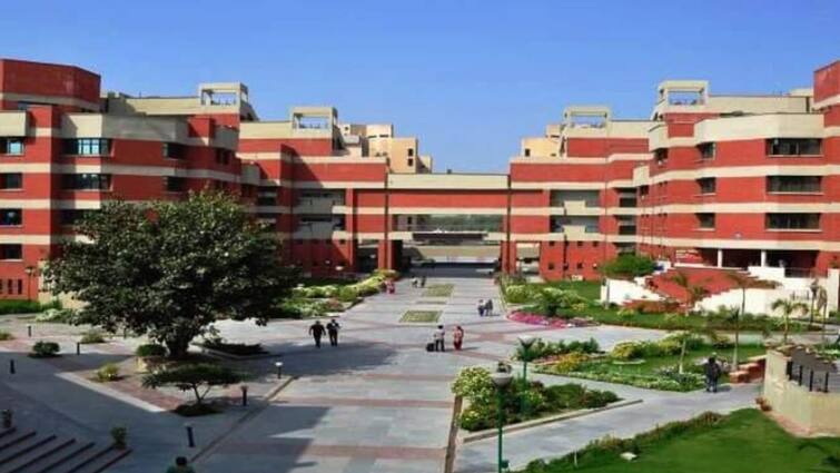 Ip university accepting applications for phd in different subjects last date is 30 november apply now PHD Admission: इस यूनिवर्सिटी ने मांगे पीएचडी में दाखिले के लिए आवेदन नेट स्कोर भी बनेगा आधार पढ़ें पूरी डिटेल्स यहां...