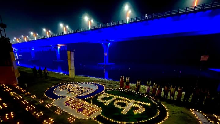 Bihar Chhath Puja 2024: बिहार में इन दिनों छठ महापर्व की धूम है. पटना जिले में पूरा वातावरण भक्ति से सराबोर हो गया है. इसकी तैयारी को लेकर पटना नगर निगम काफी एक्टिव है.