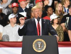 Donald Trump Film: सिल्वर स्क्रीन पर भी चल चुका 'ट्रंप कार्ड', फिल्मों और डॉक्यूमेंट्री के साथ विज्ञापनों में भी किया काम