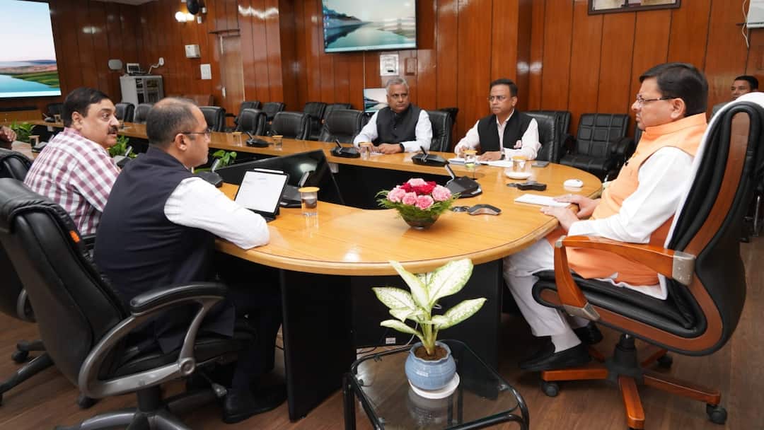 Almora Bus Accident: अल्मोड़ा बस हादसे के बाद जांच टीम गठित, 7 महीने से क्रश बैरियर कार्य था लंबित, PWD पर उठे सवाल Almora bus accident Investigation team formed PWD questions raised 7 months crush barrier work pending ann Almora Bus Accident: अल्मोड़ा बस हादसे के बाद जांच टीम गठित, 7 महीने से क्रश बैरियर कार्य था लंबित, PWD पर उठे सवाल