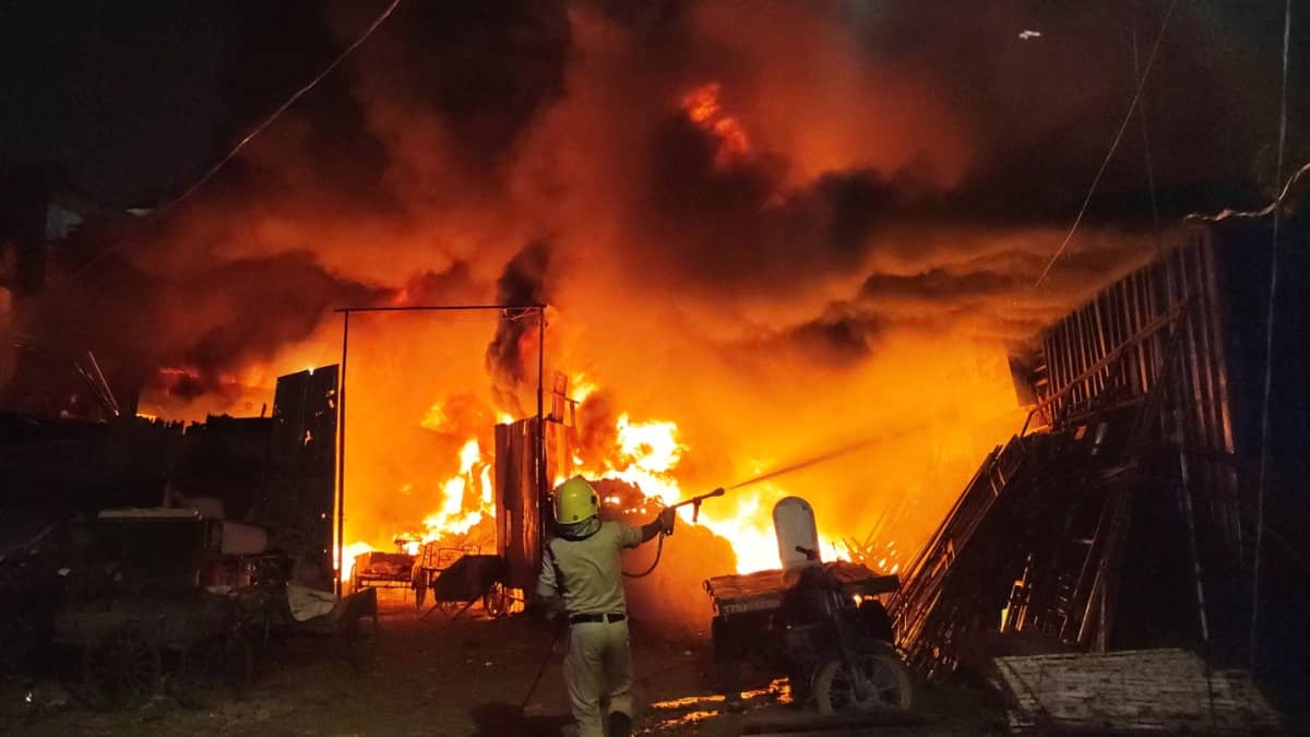 2 Dead, 16 Injured In Fire Incidents In Gujarat, Maharashtra