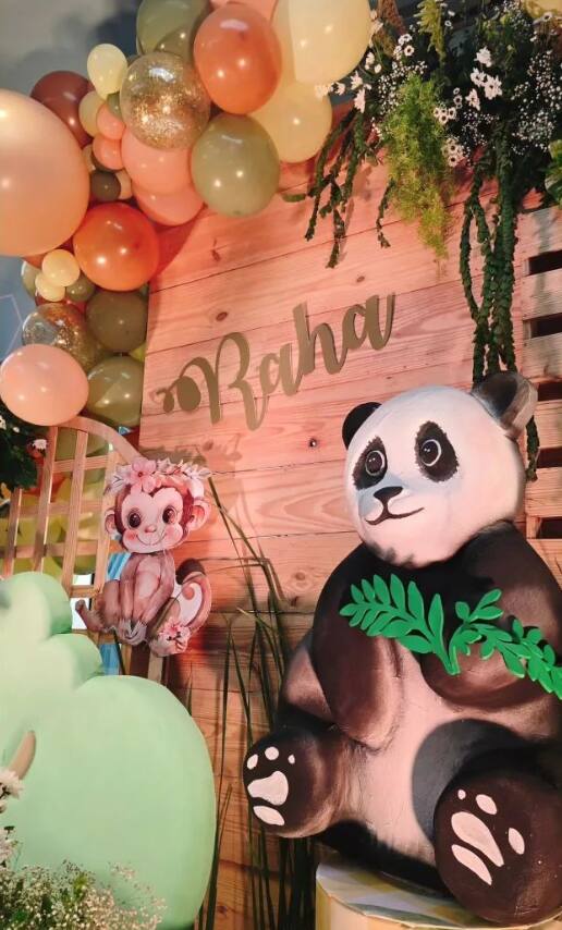 राहाच्या बर्थडचे हे फोटो सध्या सोशल मीडियावर तुफान व्हायरल होत आहेत.