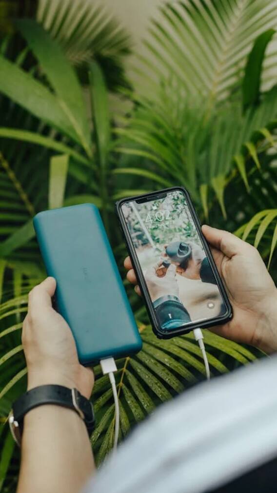 फ्लाइट में कितने mah तक का पावर बैंक ले जा सकते हैं?