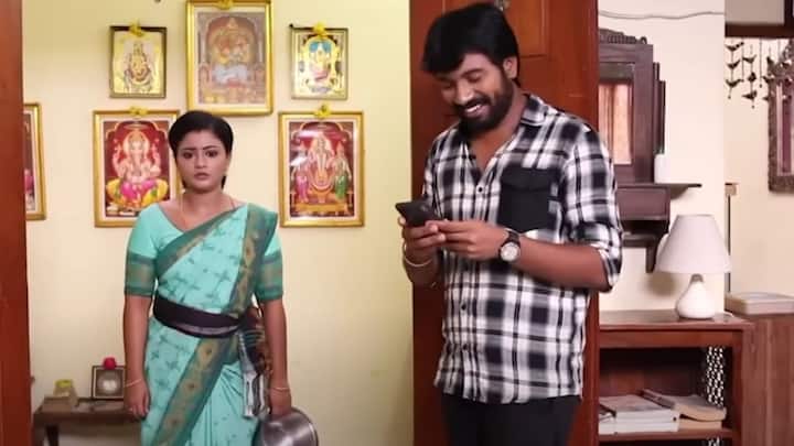 முத்து, மீனா என இரண்டு கதாபாத்திரம் அவர்களின் குடும்பத்தினர் என்று கதை நகரும். இது எட்டாவது இடத்தில் உள்ளது.சிறகடிக்க ஆசை - 6.27