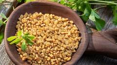 Fenugreek Water: কেন খাবেন মেথি ভেজানো জল? ওজন কমানো ছাড়া আর কী কী উপকার করে এই পানীয়?