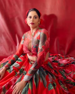 Sai Tamhankar : ये लाल इश्क़! सईच्या 'हॉट रेड' फोटोंवर खिळल्या नजरा