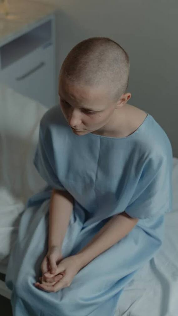 ज्यादातर लेफ्ट ब्रेस्ट पर ही क्यों होता है कैंसर?