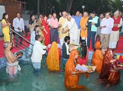Chhath Puja Celebrated Across India, Ghats Lit Up To Offer Prayers To Sun — IN PICS