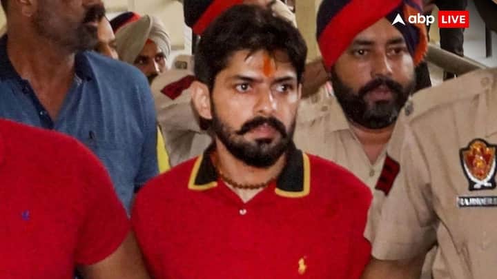 इन सबके बीच गुरुवार को अचानक सोशल मीडिया पर अनिल बिश्नोई का नाम वायरल होने लगा. इस नाम को सुनकर लोगों में जिज्ञासा आई कि आखिर ये हैं कौन.