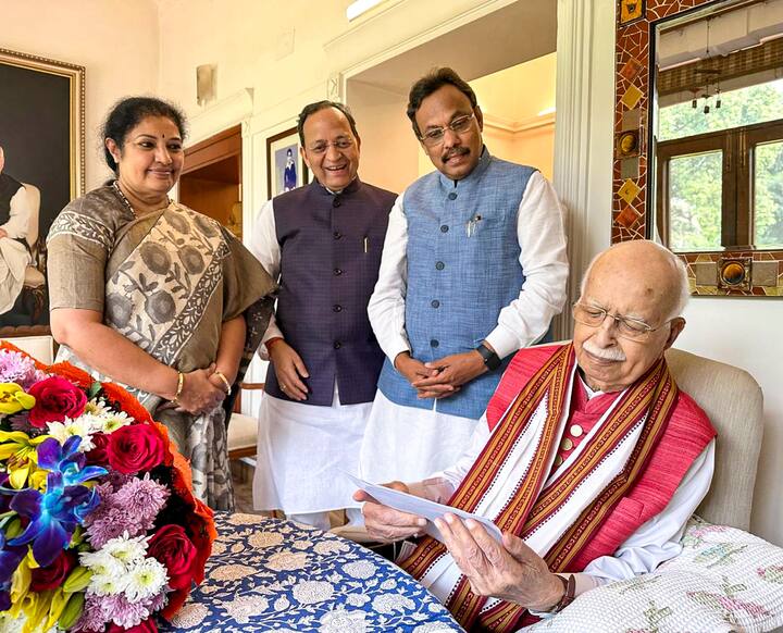 BJP veteran Lal Krishna Advani becomes an active member of BJP under the nationwide 'Active Membership Campaign' of the party, in New Delhi, Tuesday, Oct. 22, 2024. (PTI Photo)