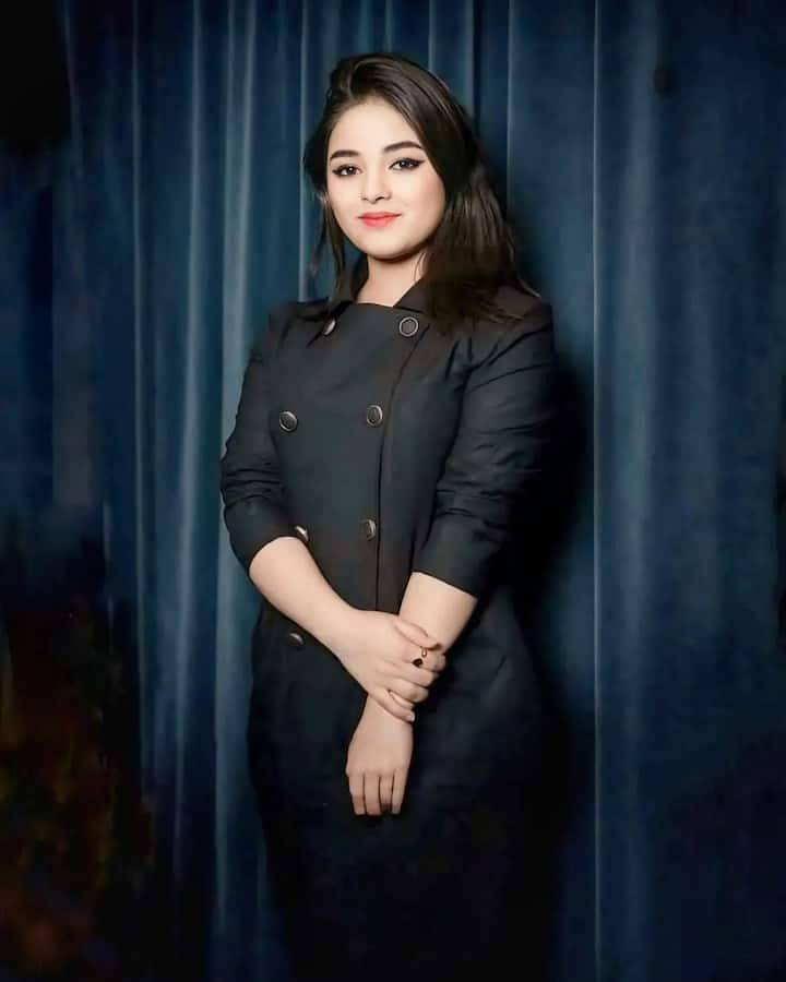 After this film, Zaira was seen in the film Secret Superstar. This film of hers was also a super-duper hit. For this also Zaira received the Best Actress (Critics) Award.