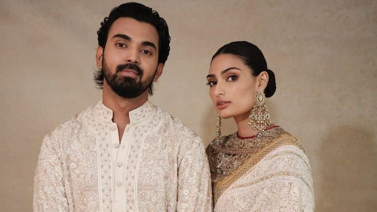 KL Rahul Birthday Know His Net Worth IPL Salary Car Collections Luxury Villa ஆஸ்டன் மார்டின் முதல் 37 லட்சம் வாட்ச் வரை!  கிளாசி ராகுலின் சொத்து மதிப்பு எவ்வளவு தெரியுமா?