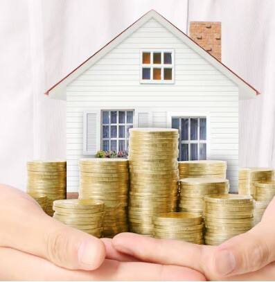 ਦੇਸ਼ ਦੇ ਸਭ ਤੋਂ ਵੱਡੇ ਨਿੱਜੀ ਖੇਤਰ ਦੇ ਬੈਂਕ, HDFC ਬੈਂਕ ਨੇ ਅੱਜ ਆਪਣੇ ਕੁਝ ਕਰਜ਼ਿਆਂ ਲਈ ਮਾਰਜਿਨਲ ਕਾਸਟ ਆਫ ਲੈਂਡਿੰਗ ਰੇਟ (MCLR) ਵਿੱਚ 0.05 ਫੀਸਦੀ ਭਾਵ 5 ਆਧਾਰ ਅੰਕਾਂ ਦਾ ਵਾਧਾ ਕੀਤਾ ਹੈ। ਇਸ ਤੋਂ ਬਾਅਦ, HDFC ਬੈਂਕ ਦੇ ਚੋਣਵੇਂ ਪਰਿਪੱਕਤਾ ਕਰਜ਼ਿਆਂ ਦੀਆਂ ਦਰਾਂ ਵਿੱਚ ਥੋੜ੍ਹਾ ਵਾਧਾ ਹੋਵੇਗਾ।