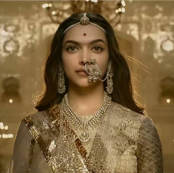 Deepika Padukone: Deepika has remained grounded despite facing threats  surrounding her films 'Padmaavat' and 'Chhapaak'.