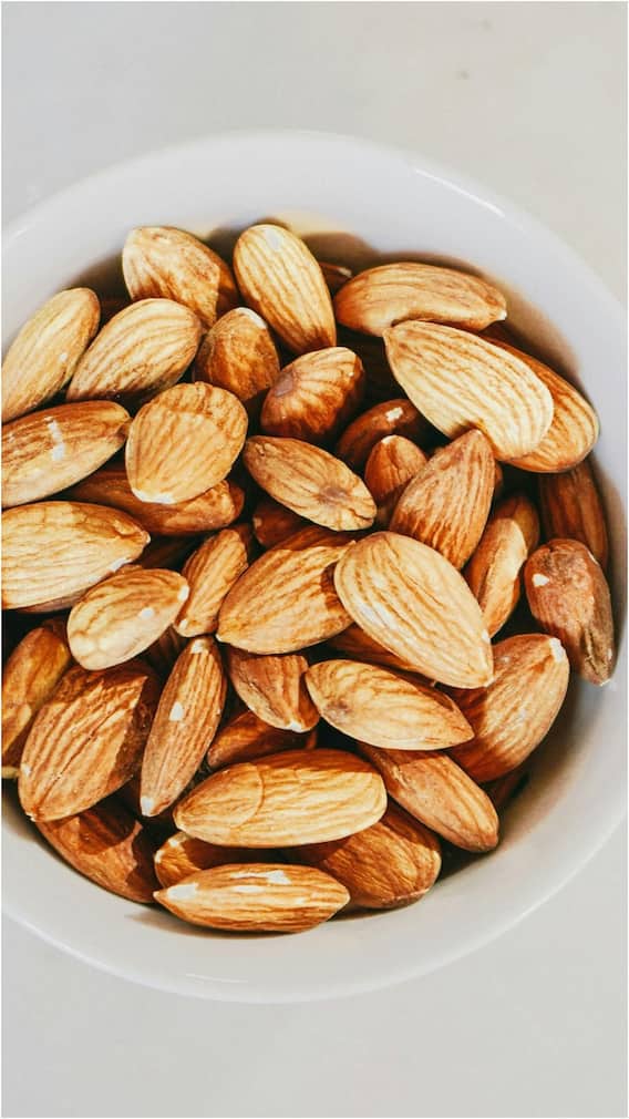 ਬਾਦਾਮ ਨਾਲ ਕਦੇ ਨਾ ਖਾਓ ਇਹ ਚੀਜ਼ਾਂ, ਸਿਹਤ ਨੂੰ ਹੋ ਸਕਦਾ ਨੁਕਸਾਨ
