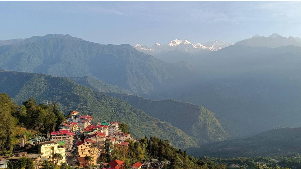 From Yumthang Valley To Pelling: Explore Lesser-Known Places In Sikkim To Experience Snowfall