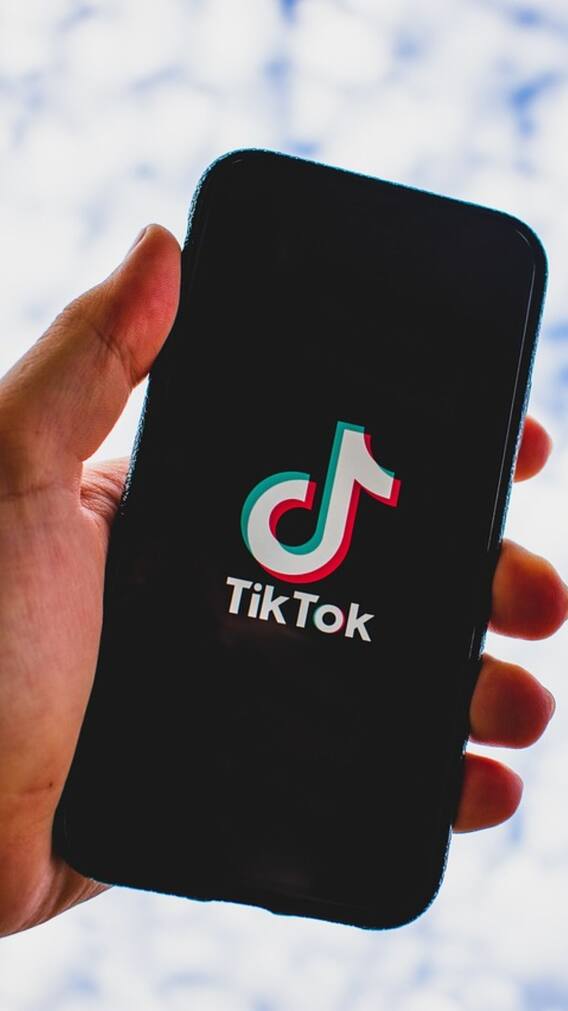 कनाडा ने लगाया TikTok पर बैन! जानें किन-किन देशों में लगा हुआ है बैन