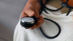 Health Tips: সামান্য এদিক ওদিক হলেও বিপদ, বাড়িতে রক্তচাপ মাপার ক্ষেত্রে যে কারণে সতর্কতা প্রয়োজন