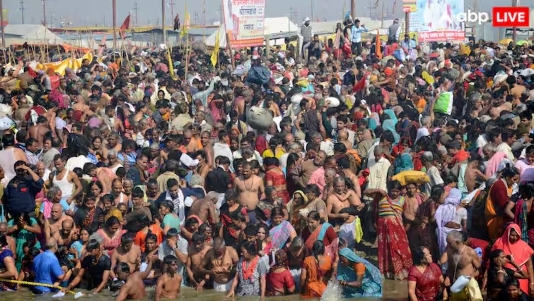 Mahakumbh 2025 first time devotees 25 hi-tech jet skis will monitor every step be monitored ann महाकुंभ: पहली बार श्रद्धालुओं की निगरानी करेंगी 25 हाईटेक जेट स्की, चप्पे-चप्पे पर रहेगी नजर