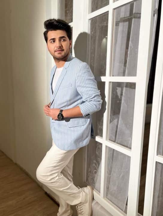 दरअसल टीवी शो 'गुम है किसी के प्यार में' से फेमस हुए एक्टर विहान वर्मा ने बताया है कि उन्हें कास्टिंग काउच का सामना करना पड़ा था..विहान ने बताया कि उन्होंने 17 साल की उम्र में कास्टिंग काउच झेला था.