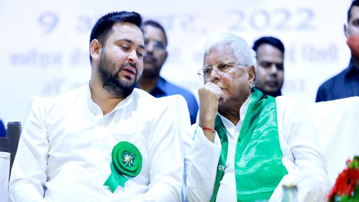 Tejashwi Yadav Birthday: तेजस्वी यादव को लालू यादव दिया स्पेशल बर्थडे गिफ्ट, सोशल मीडिया पर किया भावुक पोस्ट