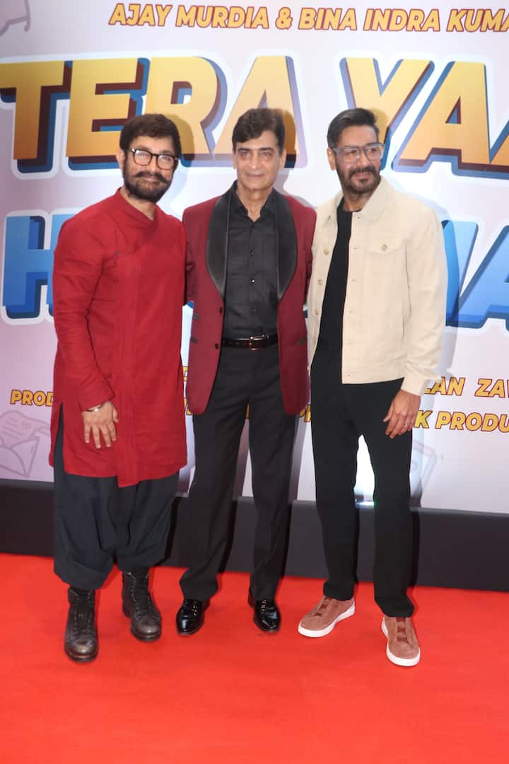 फिल्म ‘तेरा यार हूं मैं’ का मुहूर्त आज यानि शनिवार की शाम मुंबई में रखा गया. जिसमें बी-टाउन के कई स्टार्स पहुंचे.