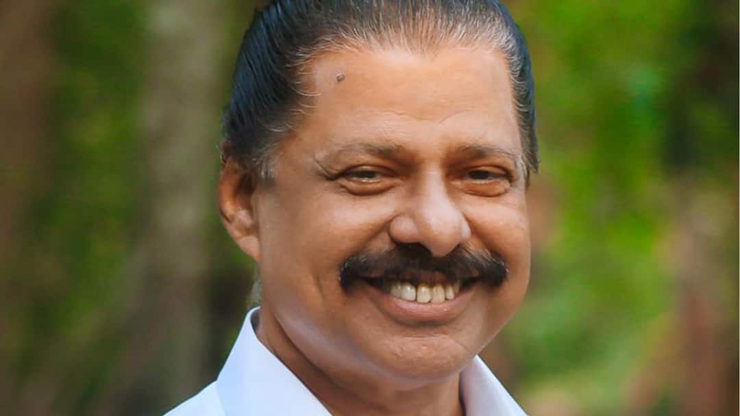 Palakkad Raid: Trolley Bag Controversy Will Boost LDF Votes, Claims CPI(M) Ahead Of Bypolls Palakkad Raid: Trolley Bag Controversy Will Boost LDF Votes, Claims CPI(M) Ahead Of Bypolls