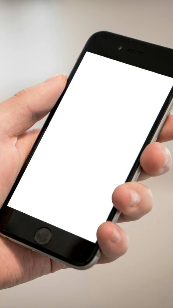 2050 तक स्मार्टफोन की जगह लेगा कोई डिवाइस? AI के जवाब ने चौंकाया!