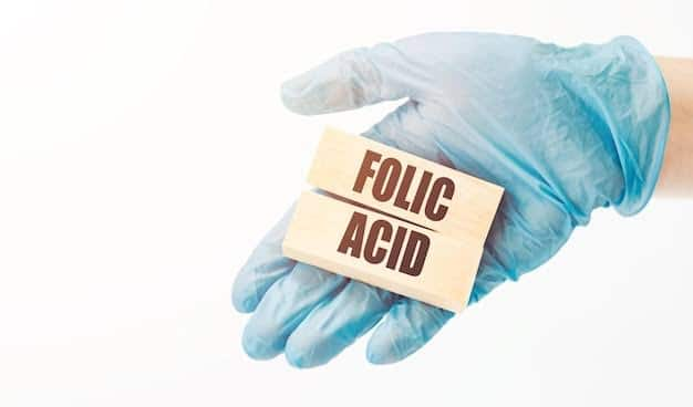 Folic acid deficiency can lead to premature birth. A deficiency in this nutrient can also reduce the baby's birth weight, which is why it should be included in your diet.