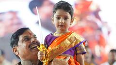 इंदौर में बना अनूठा रिकॉर्ड, 5 हजार महिलाओं ने एक साथ चलाई तलवार, CM ने दिखाई कलाबाजी