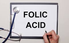 स्मार्ट, हेल्दी और गजब का इंटेलिजेंट होगा आपका बेबी, प्रेग्नेंसी में जरूर खाएं ये विटामिन