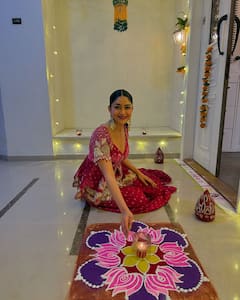 Mrunal Thakur: మృణాల్ ఠాకూర్ ఇంట పండుగ... అక్టోబర్ ఫోటో డంప్ చూడండి