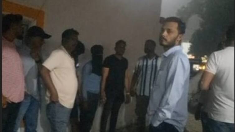 baba-siddique-murder-case-mumbai-police-and-up-stf-arrested-5-criminals-including-shooter-shivkumar Baba Siddique: બાબા સિદ્દીકી હત્યા કેસમાં મોટી સફળતા, મુખ્ય શૂટર શિવકુમાર સહિત 5ની ધરપકડ