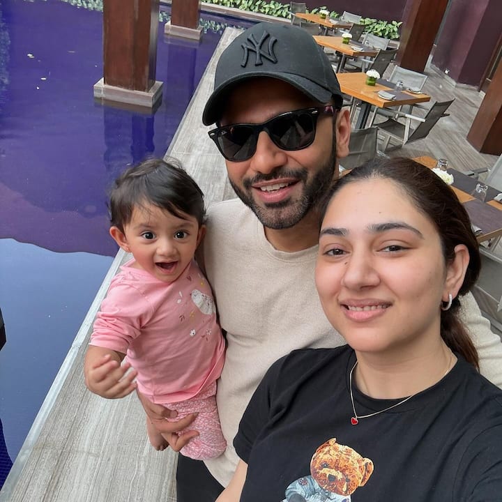 The Vaidya family is in Delhi celebrating Disha Parmar's birthday.