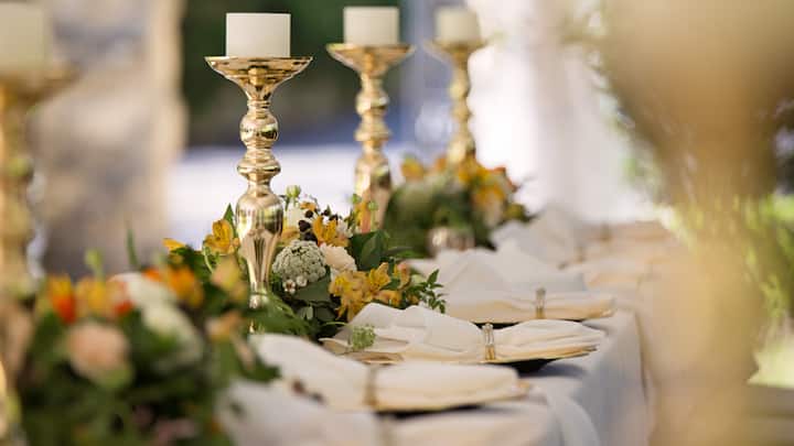 Inputs From: Tamarind Global Weddings (Image source: Canva)