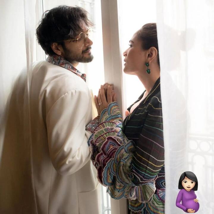 ऋचा चड्ढा ने अली फजल के साथ फोटो शेयर की थी. उसके साथ ही प्रेग्नेंट वुमेन वाली इमोजी पोस्ट की थी.