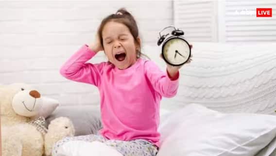 ਦੇਰ ਤੱਕ ਸੌਂਦਾ ਬੱਚਾ ਤਾਂ ਝਿੜਕਣ ਤੋਂ ਪਹਿਲਾਂ ਜਾਣੋ Side Effects, ਨੀਂਦ ਤੋਂ ਜਗਾਉਣ ਦੇ ਹੋ ਸਕਦੇ ਨੇ ਖ਼ਤਰਨਾਕ ਨਤੀਜੇ