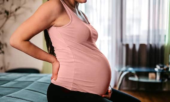Women Health: પ્રેગ્નન્સીના ફર્સ્ટ ટ્રાઇમેસ્ટરમાં જો આ સમસ્યા અનુભવાય તો થઇ જાવ સાવધાન Women Health: પ્રેગ્નન્સીના ફર્સ્ટ ટ્રાઇમેસ્ટરમાં જો આ સમસ્યા અનુભવાય તો થઇ જાવ સાવધાન