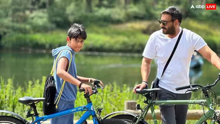 અજય દેવગનનો પુત્ર યુગ 14 વર્ષની ઉંમરે પિતા સાથે તેના ડેટિંગ જીવનની ચર્ચા કરે છે, અભિનેતાએ કર્યો ખુલાસો ajay devgn reveals son yug discusses his dating life with him read article in Gujarati અજય દેવગનનો પુત્ર યુગ 14 વર્ષની ઉંમરે પિતા સાથે તેના ડેટિંગ જીવનની ચર્ચા કરે છે, અભિનેતાએ કર્યો ખુલાસો