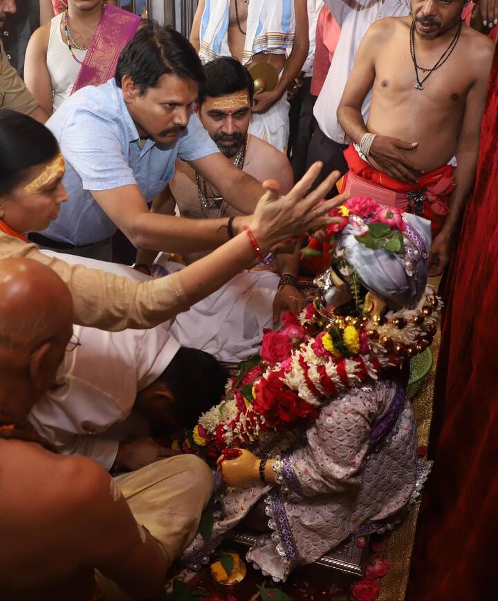 द्वादश ज्योतिर्लिंगों में तीसरे नंबर पर विराजित भगवान महाकाल की सावन और भादो के साथ-साथ कार्तिक और अगहन माह में भी सवारी निकलती है.