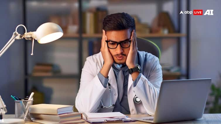This degree is called most expensive degree need crores to spend for getting it know details here ये है भारत की सबसे महंगी डिग्री, पाने के लिए खर्च करने पड़ते हैं करोड़ों रुपये