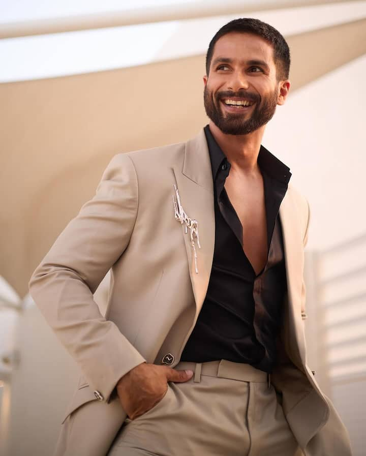 Shahid Kapoor has also joined those Bollywood stars who have given their luxury properties on rent. Before this, Kartik Aryan, Ranveer Singh and Sajid Nadiadwala are also getting rental income from their properties.