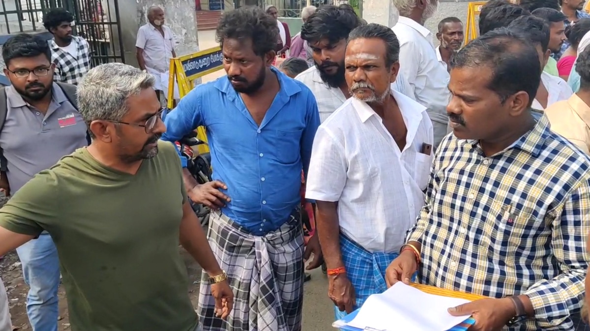 டாக்டரின் அலட்சியத்தால் பறிபோன பிஞ்சு உயிர் -  மயிலாடுதுறையில் சோகம்